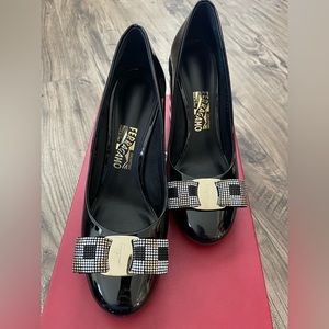 Salvatore Ferragamo Vara 85 Pump